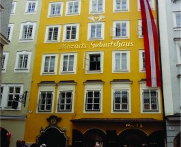 A casa amarela aonde Mozart nasceu