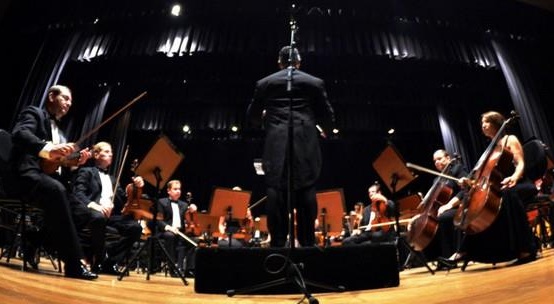 ‘Sinfônica nos Bairros’: Orquestra de Campinas se apresenta no Parque Dom Bosco